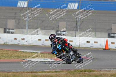 media/Nov-26-2022-Fastrack Riders (Sat) [[b001e85eef]]/Level 3/Session 3 Outside Turn 9/